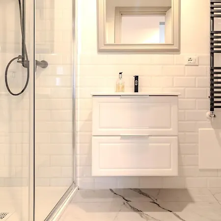 Blue Luxury Apt#3 Apartment Como
