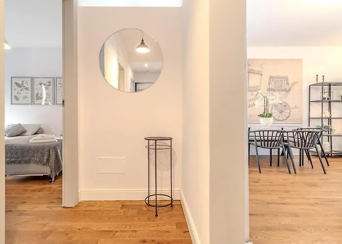 Blue Luxury Apt#3 *