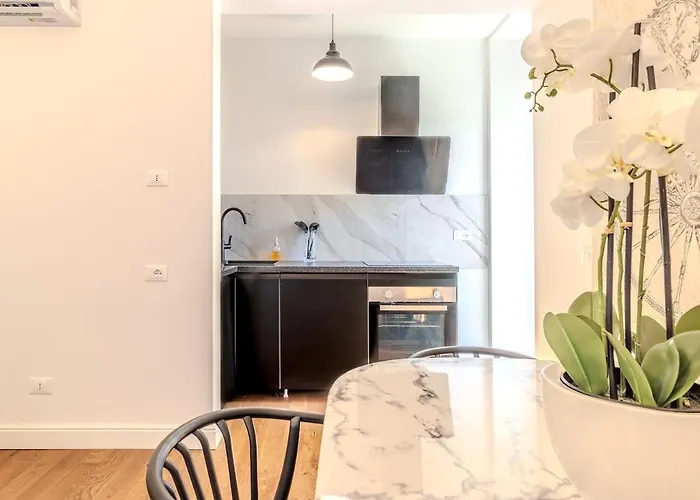 Blue Luxury Apt#3 *