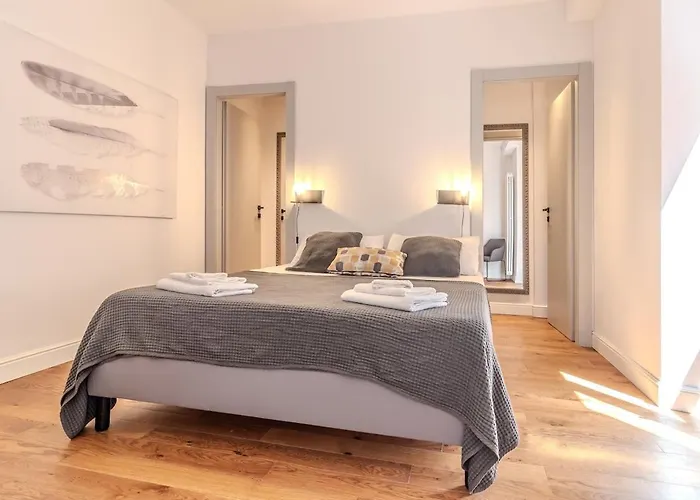דירה Blue Luxury Apt#3