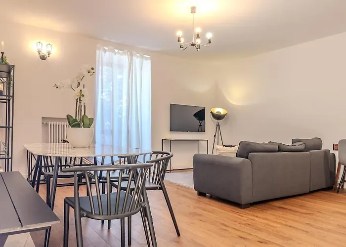 Blue Luxury Apt#3
